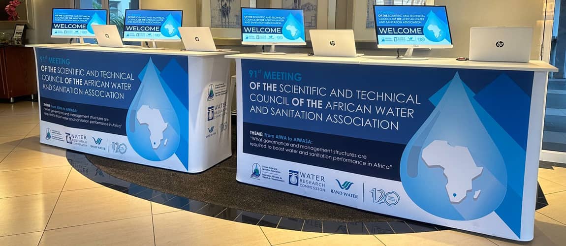 Elevate your trade show presence with TRIGA® Go exhibition counters